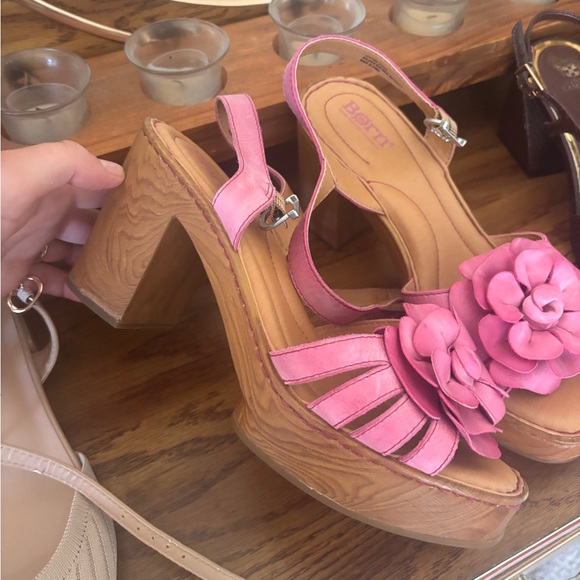 Born Pink Floral Slingback Wedges - Picture 2 of 9